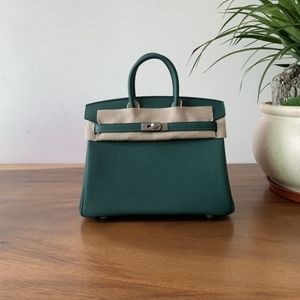 Meet your Posher, Mureen